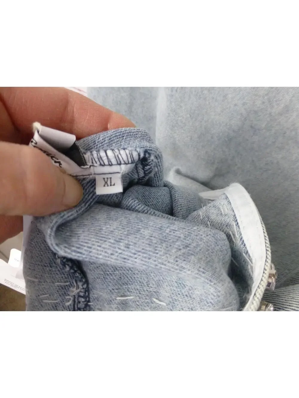 Miss Rosier Women's XL Light Wash Denim Vest Top Rhinestone Embellished K4 - Picture 10 of 16